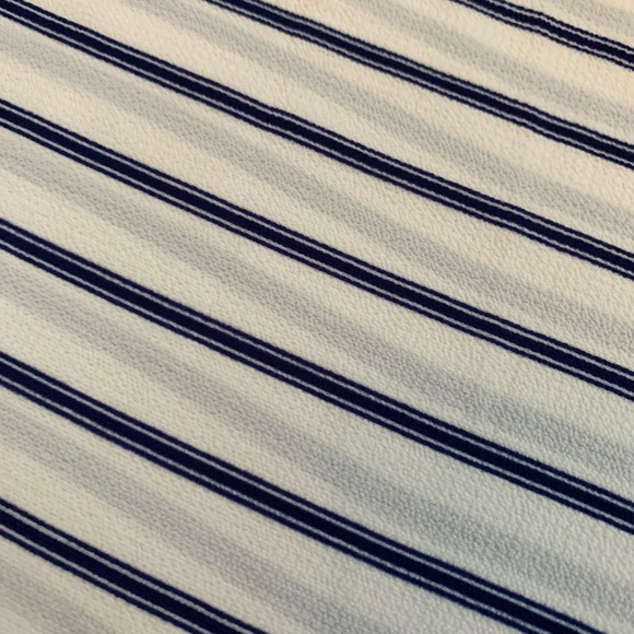 Lemon Tart textured halter top - Picture 4 of 5